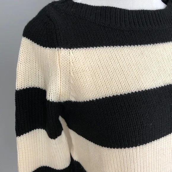 J. Crew sweater, size: XS - Picture 3 of 4